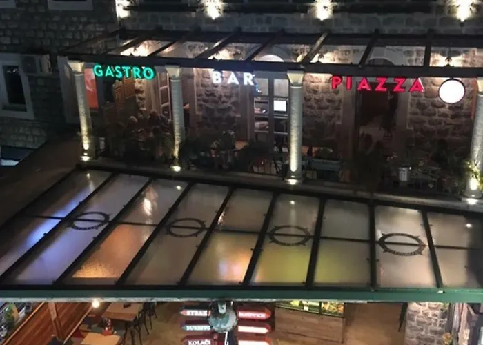 Piazza Apartments 1