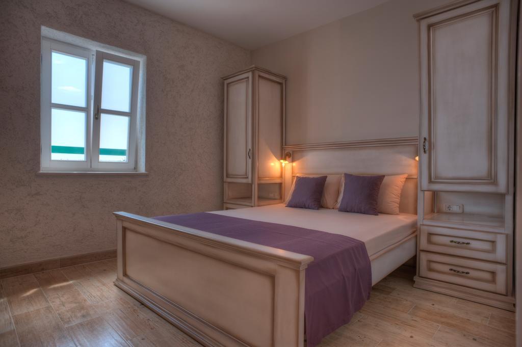 Daire Piazza 1 Petrovac